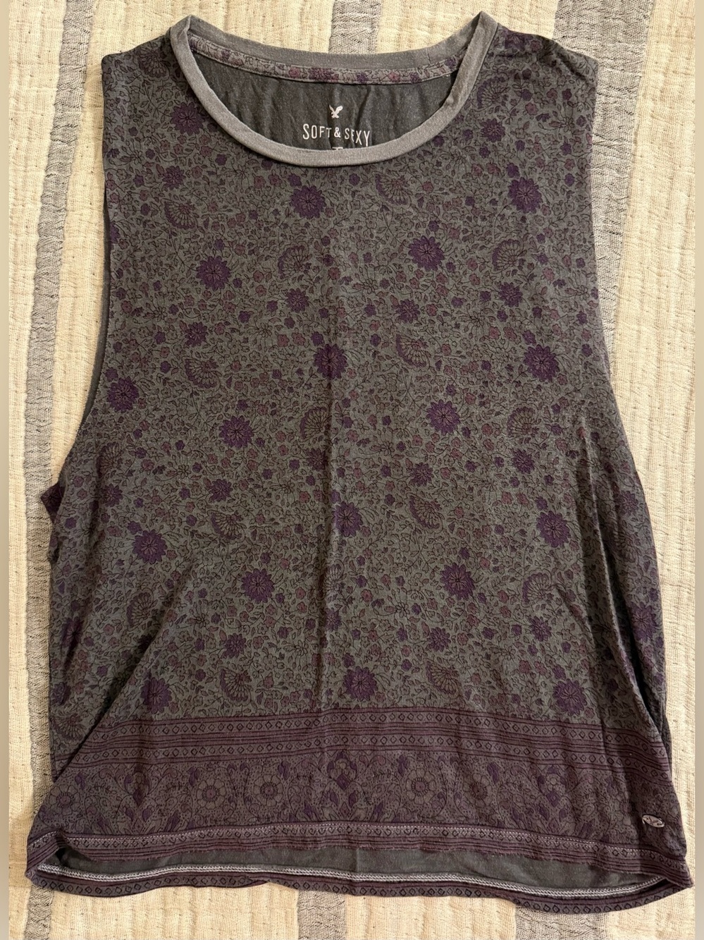 American Eagle Outfitters Soft & Sexy Floral Tank Top